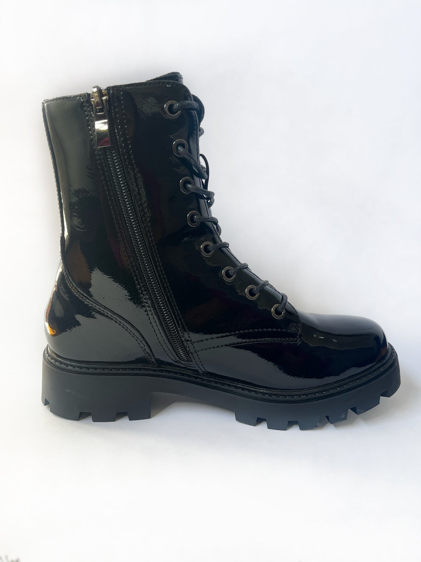Bota Rebel