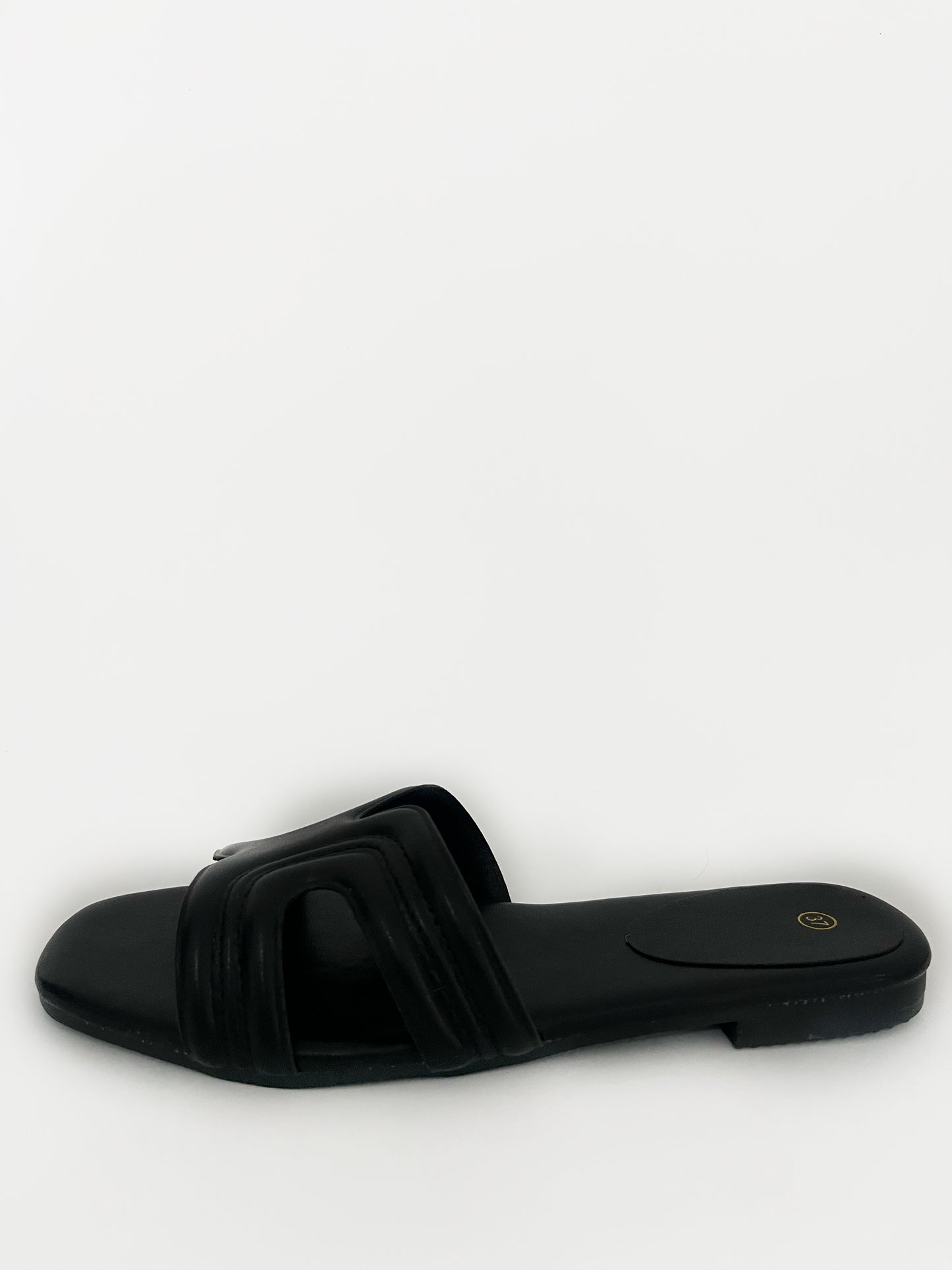 Chinelo Munique
