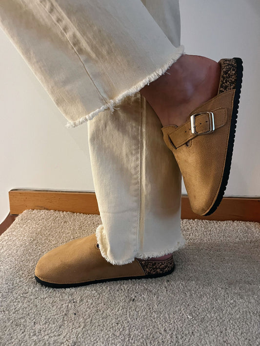 CHINELO CAMEL