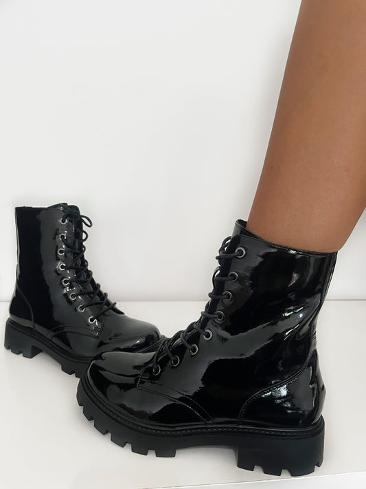 Bota Rebel