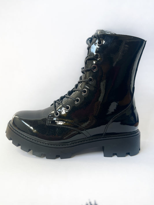 Bota Rebel