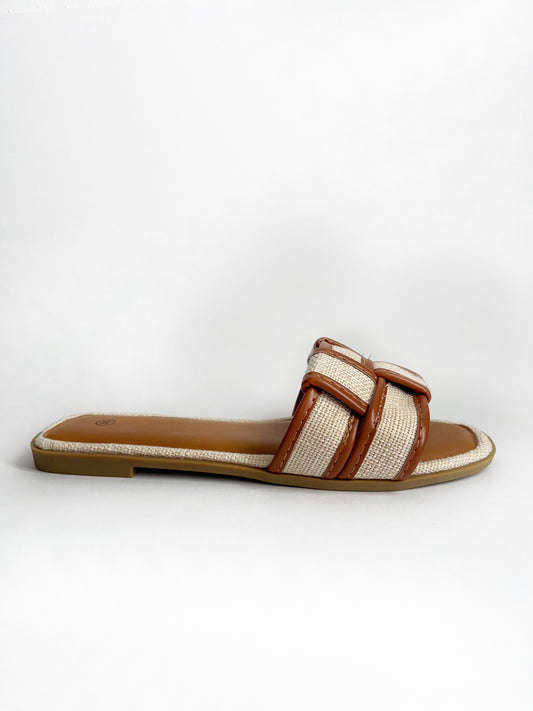 Chinelo Bali