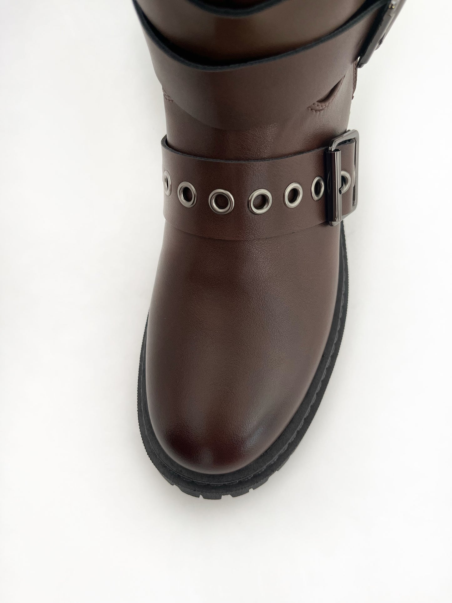 Bota Buckle