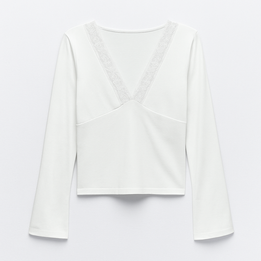 CAMISOLA COM DECOTE EM RENDA