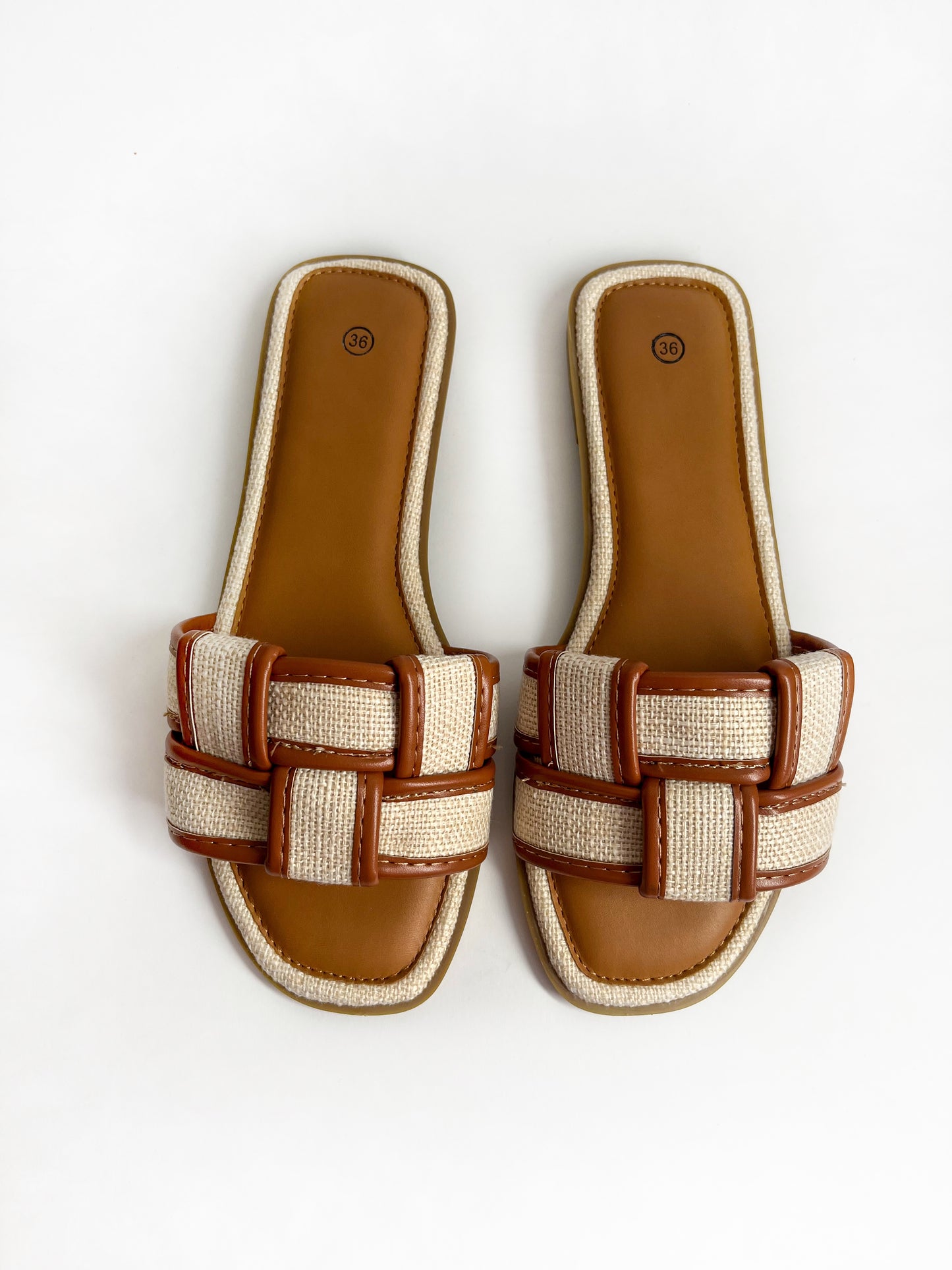 Chinelo Bali