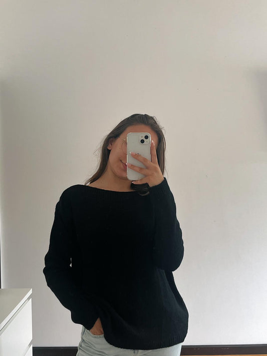 CAMISOLA DE MALHA COM LAÇO NAS COSTAS