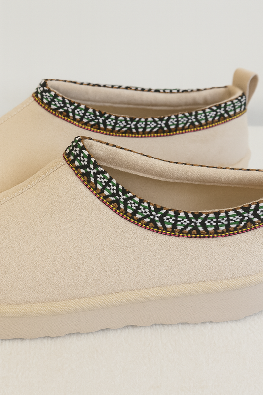 PANTUFA COM DETALHE