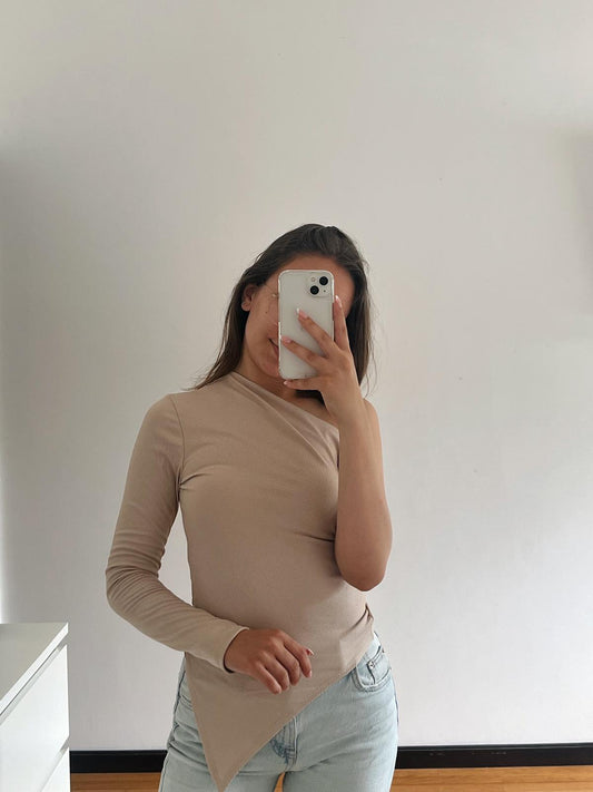 CAMISOLA DE MANGA ÚNICA